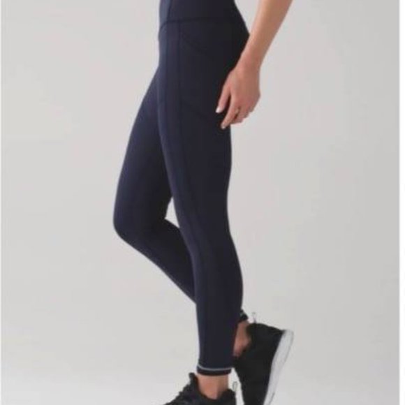 LULULEMON All The Right Places Pant II-Midnight Navy. Size 2 - Picture 2 of 8